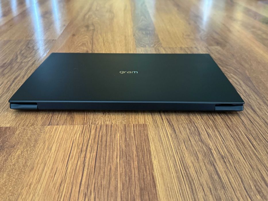 14' WUXGA Core i7-1260p LG GRAM 14Z90Q 16GB LPDDR5/256GB NVMe/Бат 18ч.