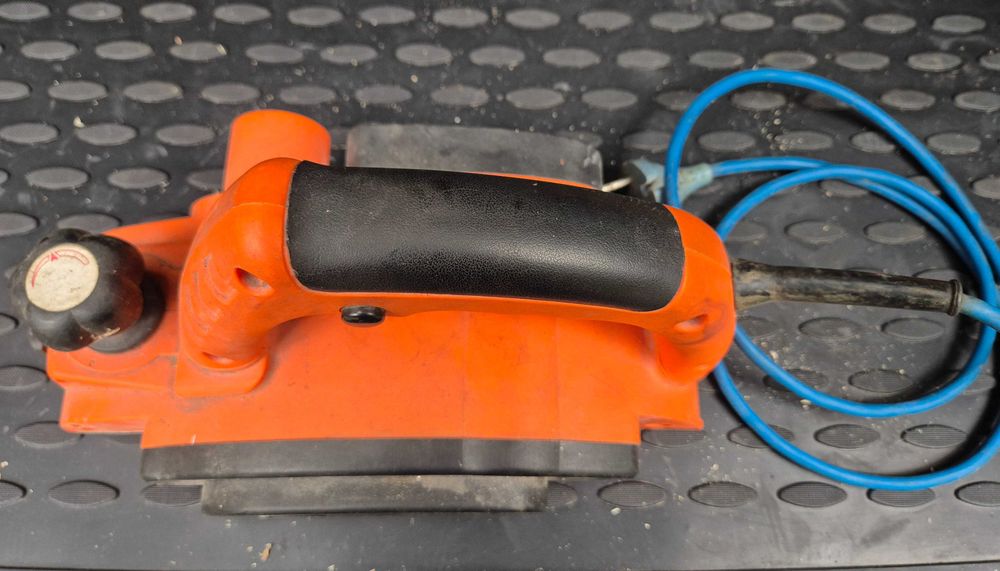 Продам электрорубанок P.I.T.