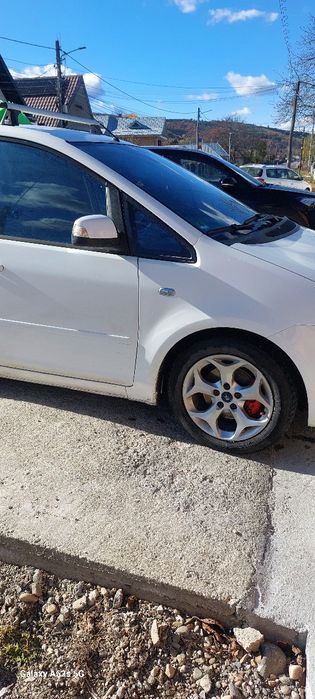 Ford  C Max Titanium