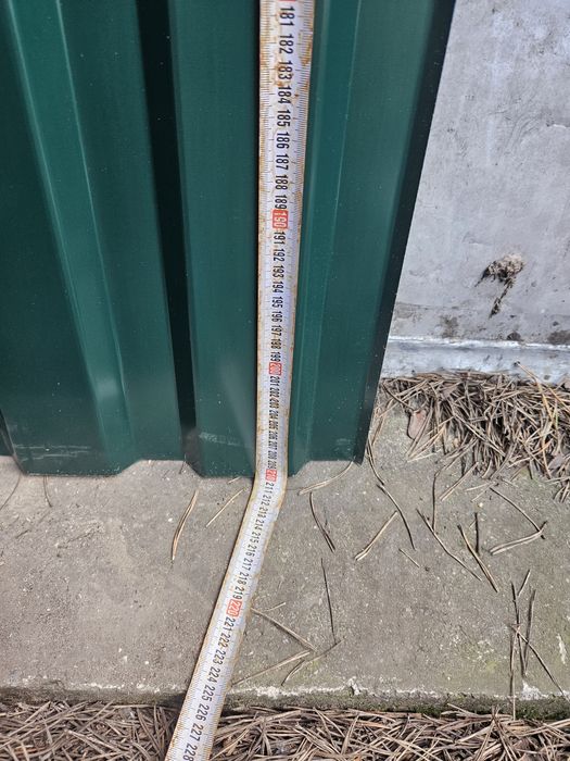 Продам проф лист 113×210см