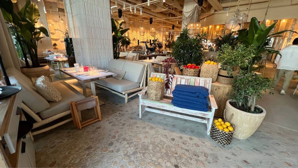 Мебель для кафе, ресторанов, баров, гостиниц.