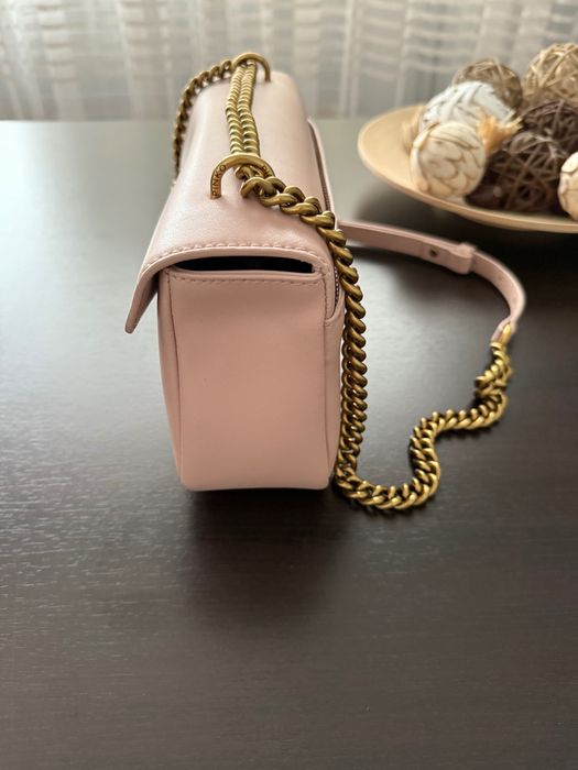 Продавам чанта  Pinko