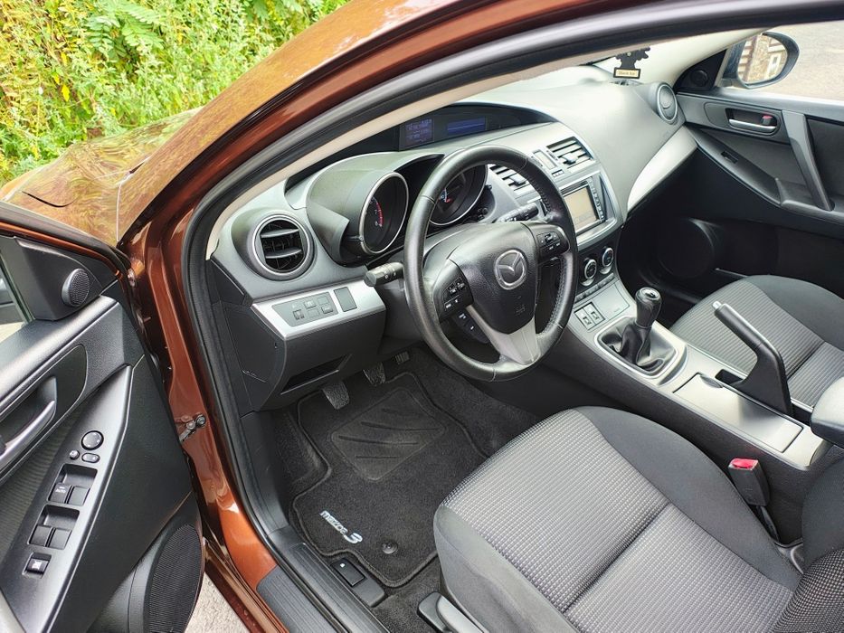 Mazda 3 model Kenco 1.6 benzina euro 5