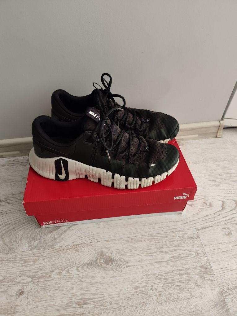 Мъжки оригинални 2броя  маратонки NIKE и Puma  размер 45.5
