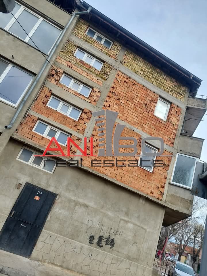 Къща в Варна-Колхозен пазар площ 400 цена 369000