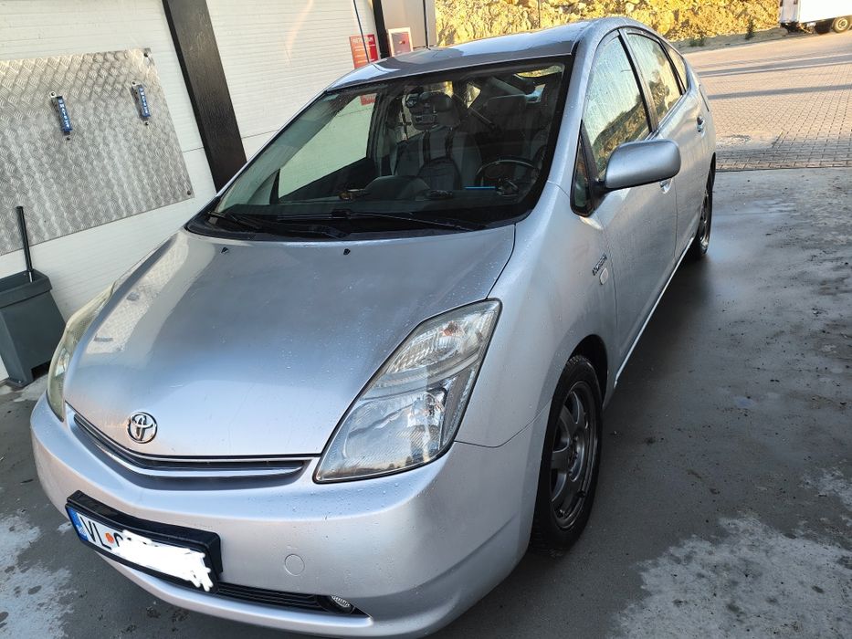 Toyota Prius 2007 gen 2 hibrid electric 250k km 110 CP ideala pt oras