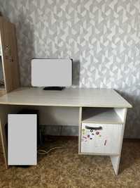 Шкаф и стол в бежевых тонах  Город Астана