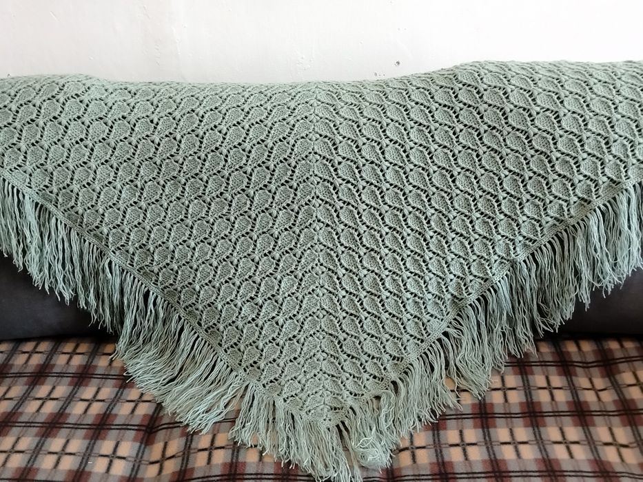 Шаль крючком, большая