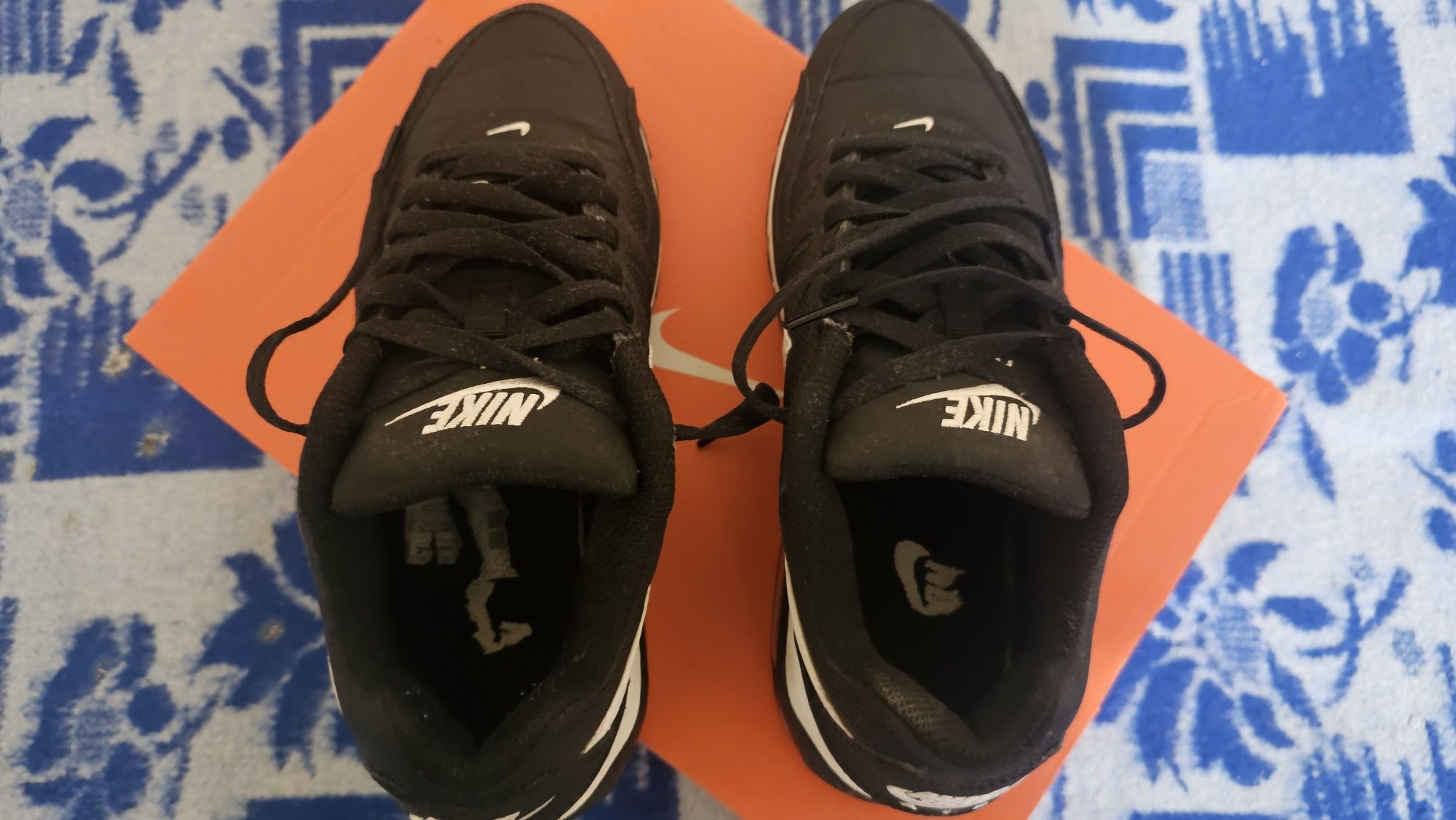 Маратонки NIKE Air Max Command
