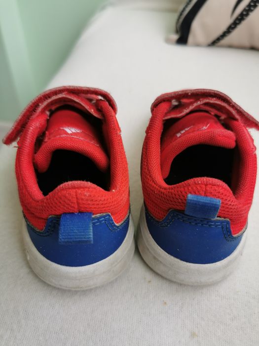 Маратонки adidas за момче