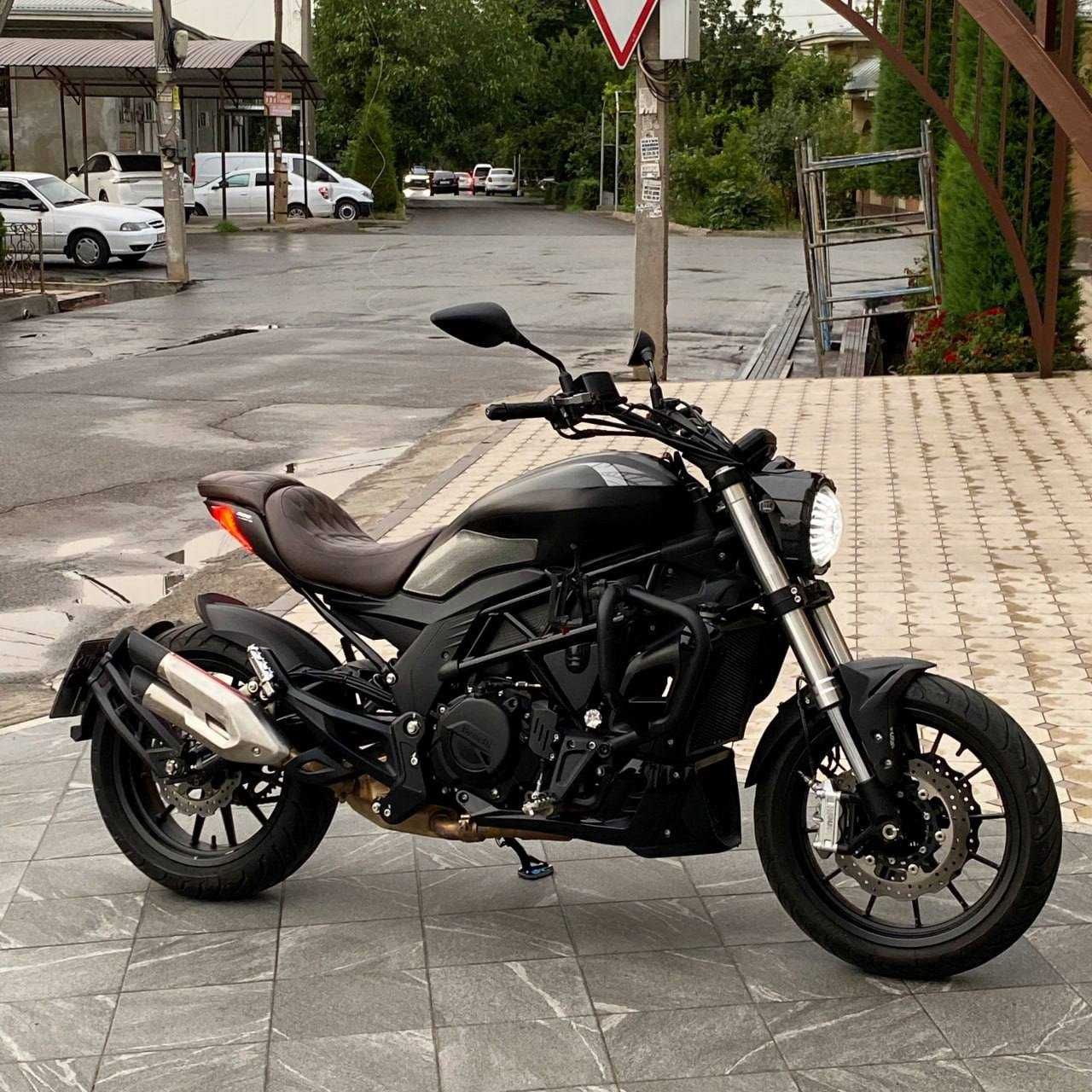 Мотоцыкл Benelli 502C