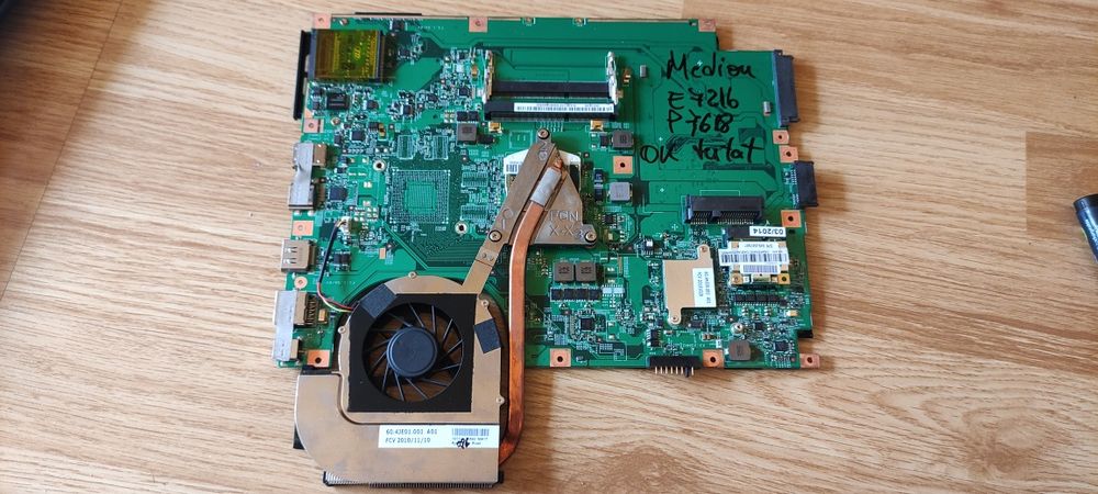 Placa de baza Laptop Medion Akoya E7214 E7216 P7618 - intel i3