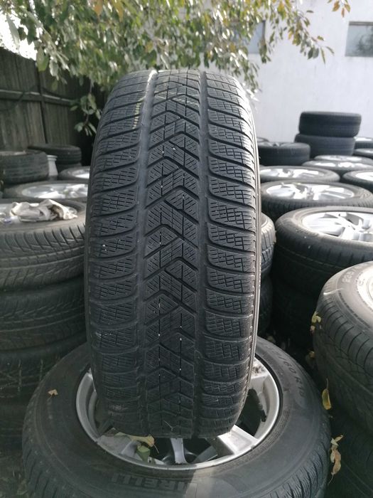 Set 4 Anvelope Iarna Pirelli ScorpionWinter 235 60 R18 ci37