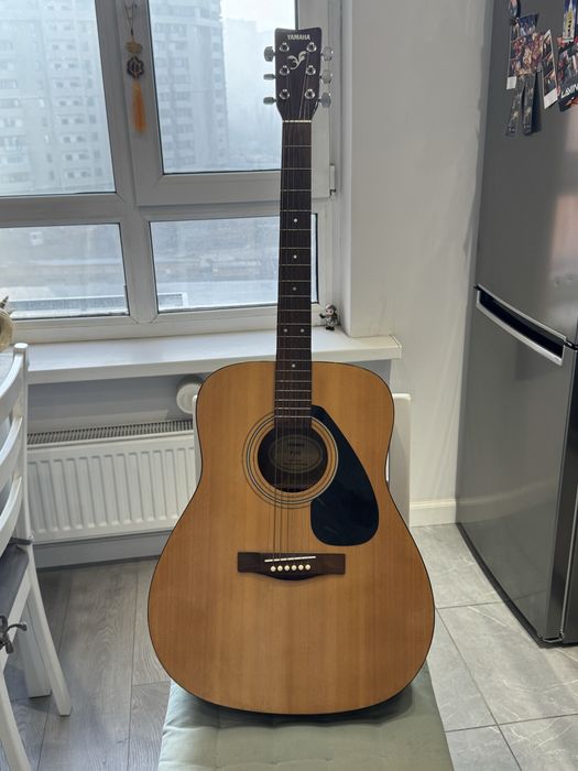 Yamaha F310 (Индонезия)