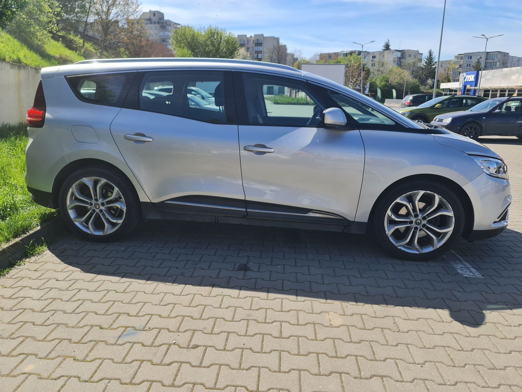 Renault Grand Scenic 2017