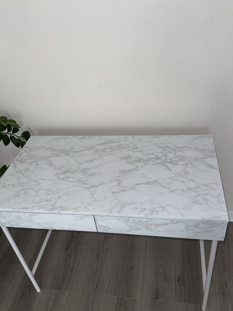 Birou RINO, alb cu efect de marmura PAL  55 x 100cm
