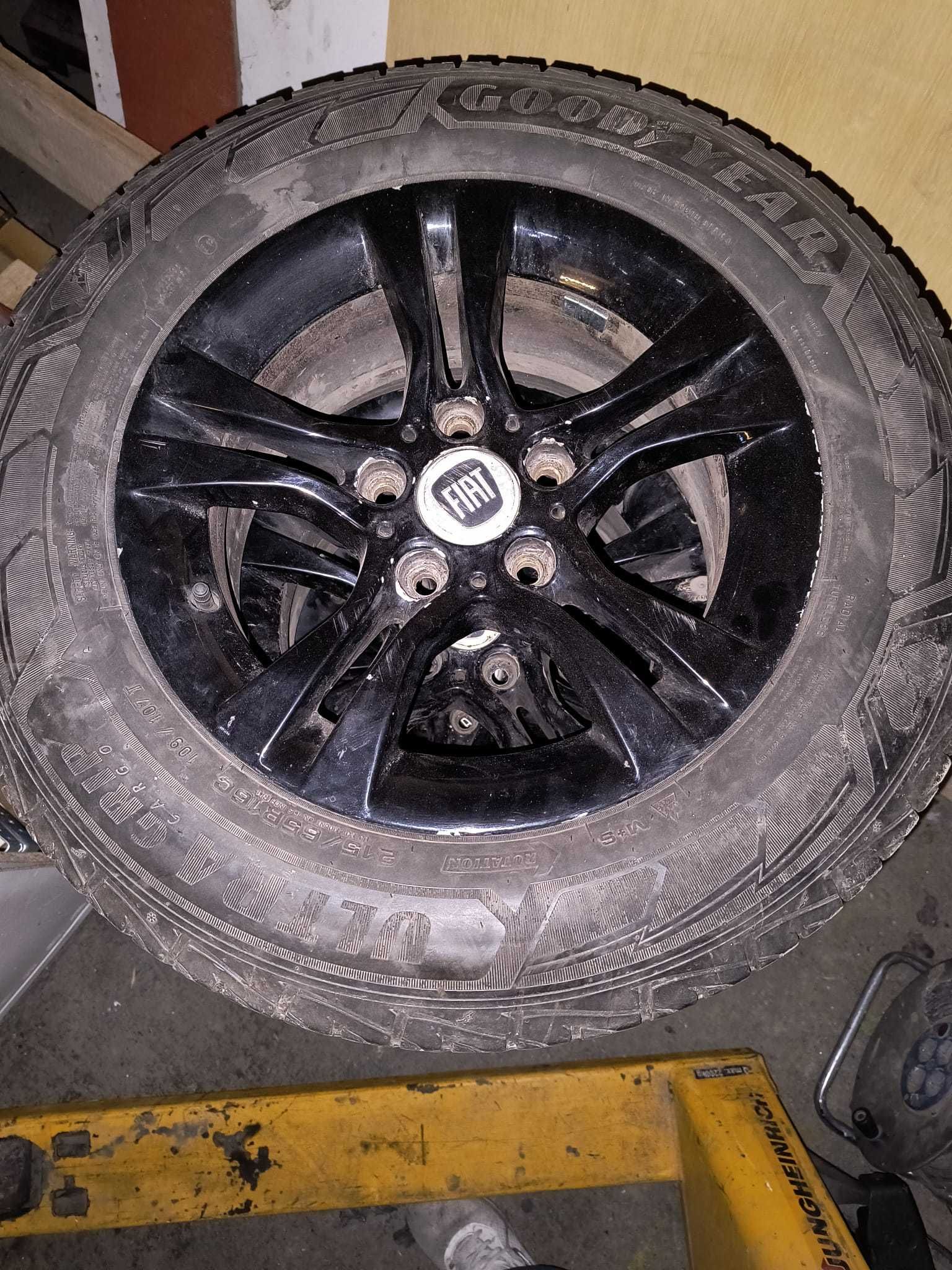 Vând 4 roți BMW stare impecabilă