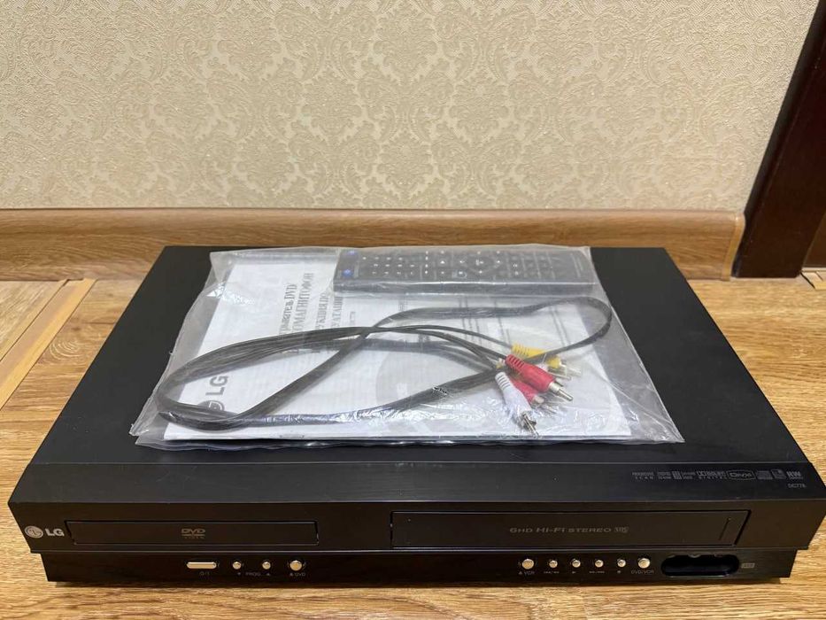 Видеомагнитофон & DVD LG - 6 Head Hi-Fi Stereo