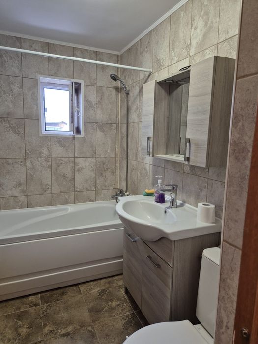 Vând apartament 3camere  in CFR