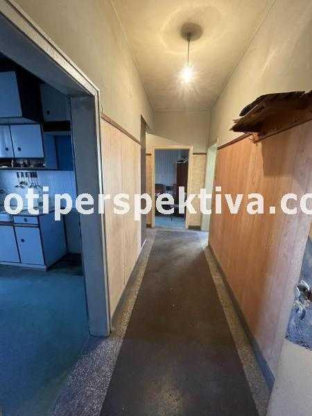 Продава се Двустаен апартамент в Пловдив, Кършияка - 70 кв.м за 1358 €/кв.м - Снимка #3