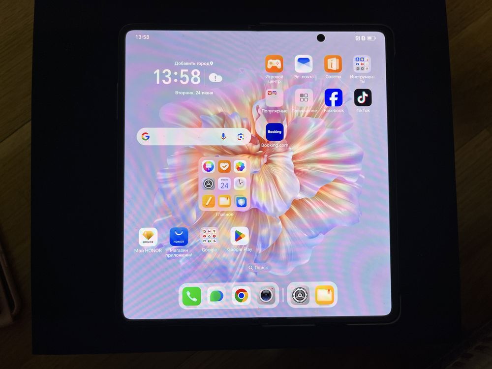 Продам смартфон Honor Magic V2
