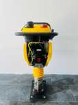 Bomag BT 60 mai compactor cangur batut pamant