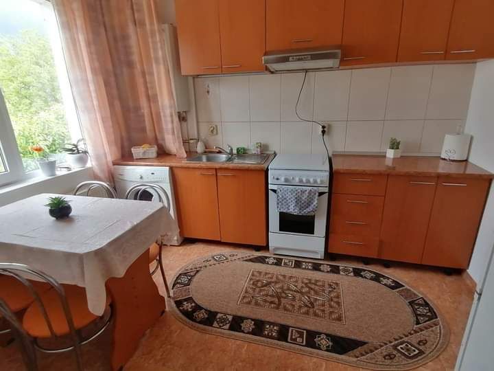 Apartament de închiriat