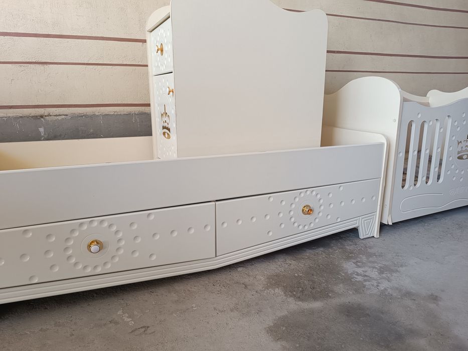 Kamplekt detskiy divanchalar sotiladi