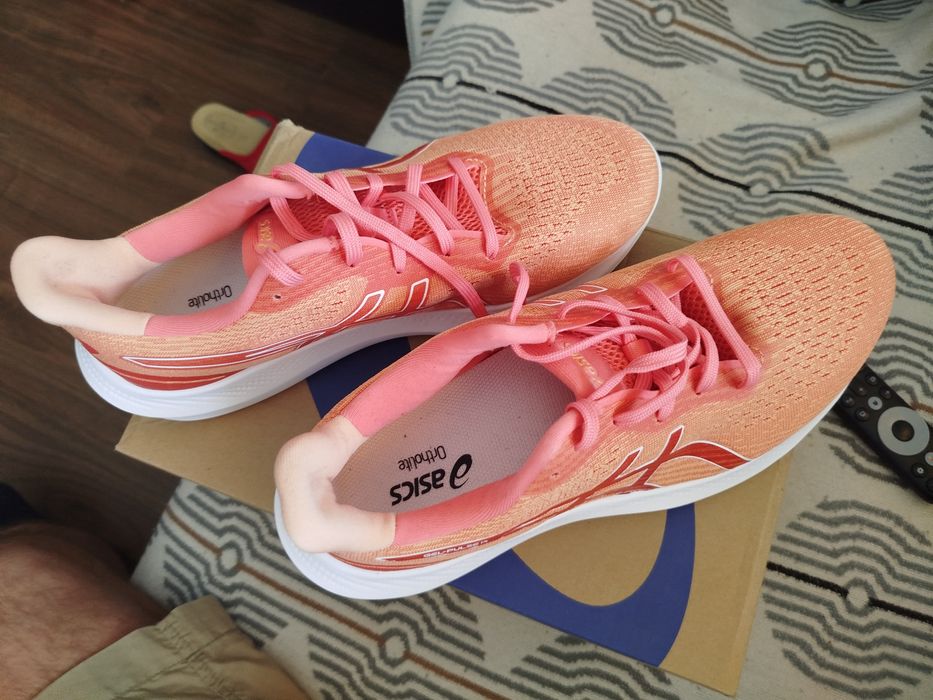 Adidași asics gel plus 14