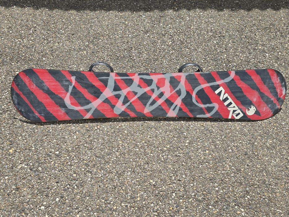 Snowboard Nitro SLASH cu legături