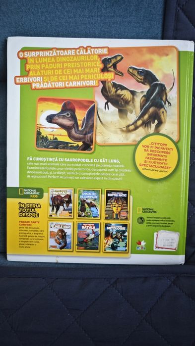 Carte Totul despre dinozauri