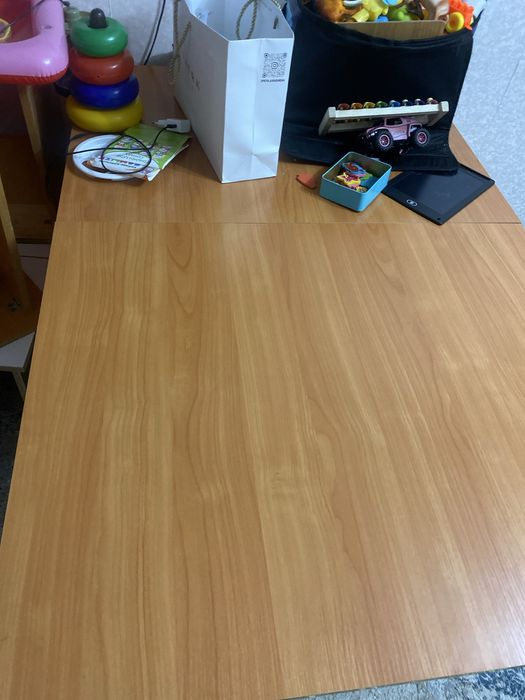 Продается стол в хорошом состояние