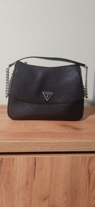 Черна и розова Чанта Guess