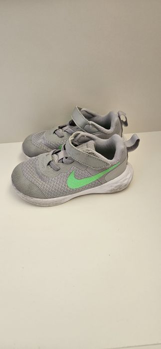 Детски пантофи Befado, маратонки Nike и ботуши Disney - Мечо пух