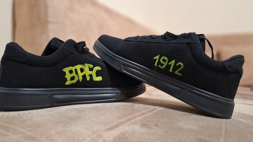 Ръчно рисувани кецове