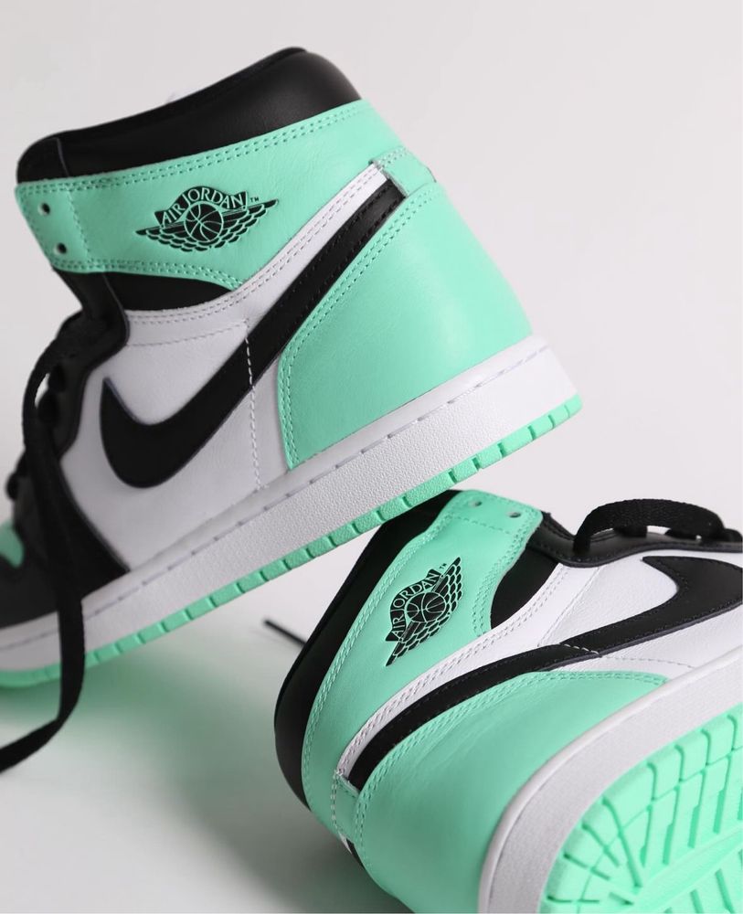 Pantofi Sport Air Jordan 1 High Green Glow- 100% originali