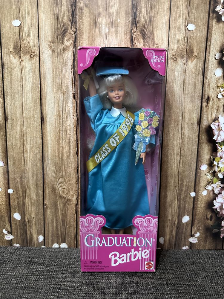 Кукла Барби Barbie Graduation 1997 года