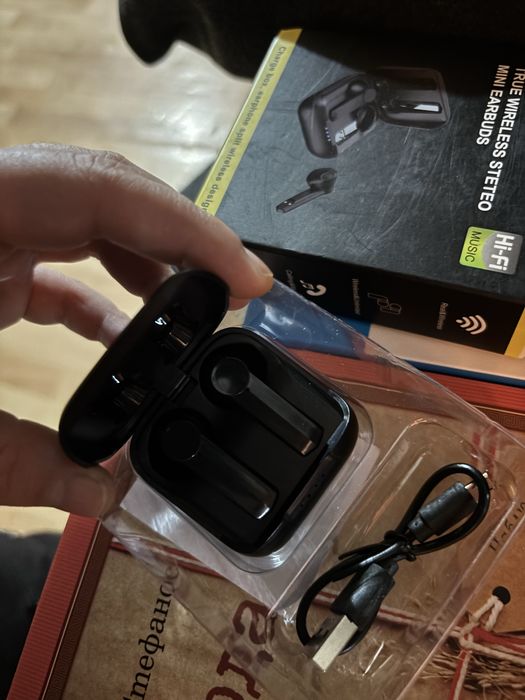 Безжични слушалки