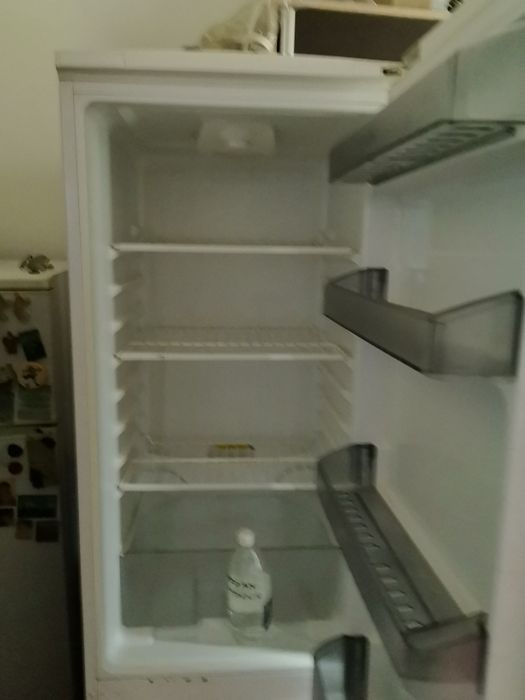 Combina frigorifica de vinzare