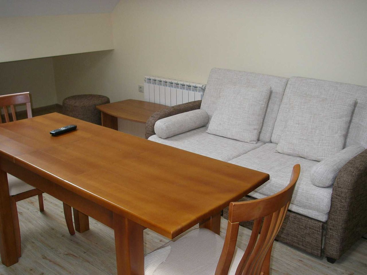 Дава се под наем Двустаен апартамент в Банско - 55 кв.м за 306 € - Снимка #1