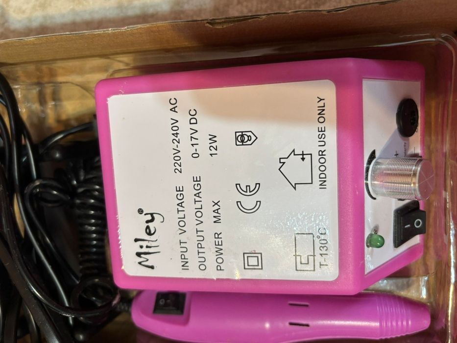 Pila electrica pentru unghii