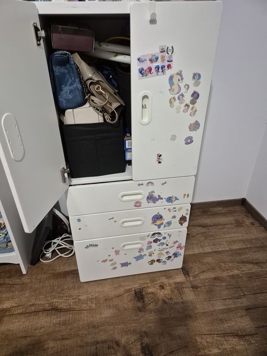 Dulap si pat camera copii