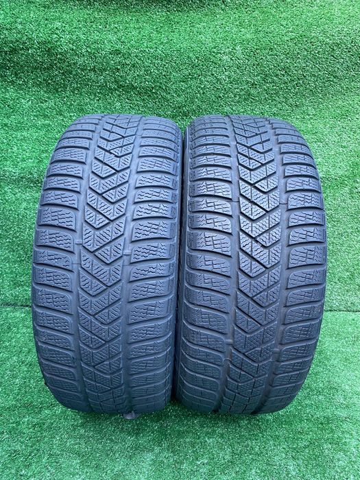 Set 2 anvelope iarna Pirelli  Sottozero 3  225 45 R18 DOT 1719