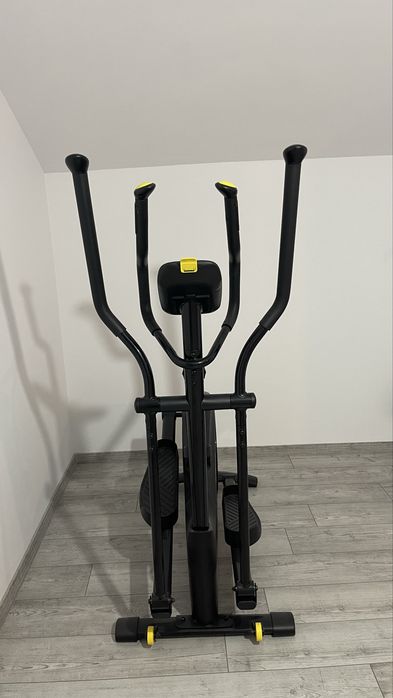 Bicicletă eliptică EL540 auto-alimentată, conectată Kinomap