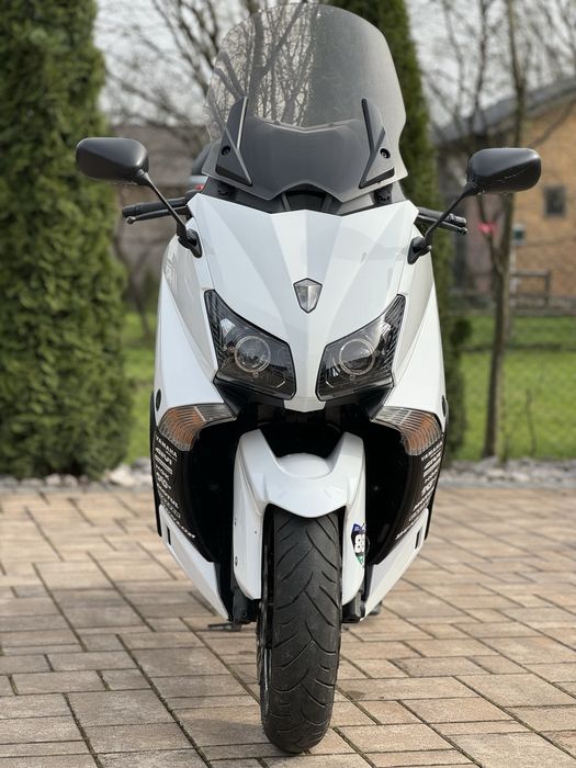 Yamaha T-max 530