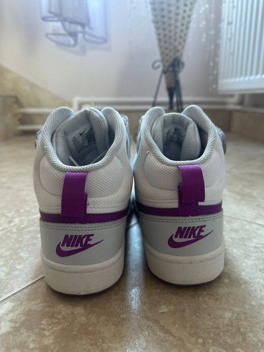 Nike Pantofi Sport Court Borough Mid 2