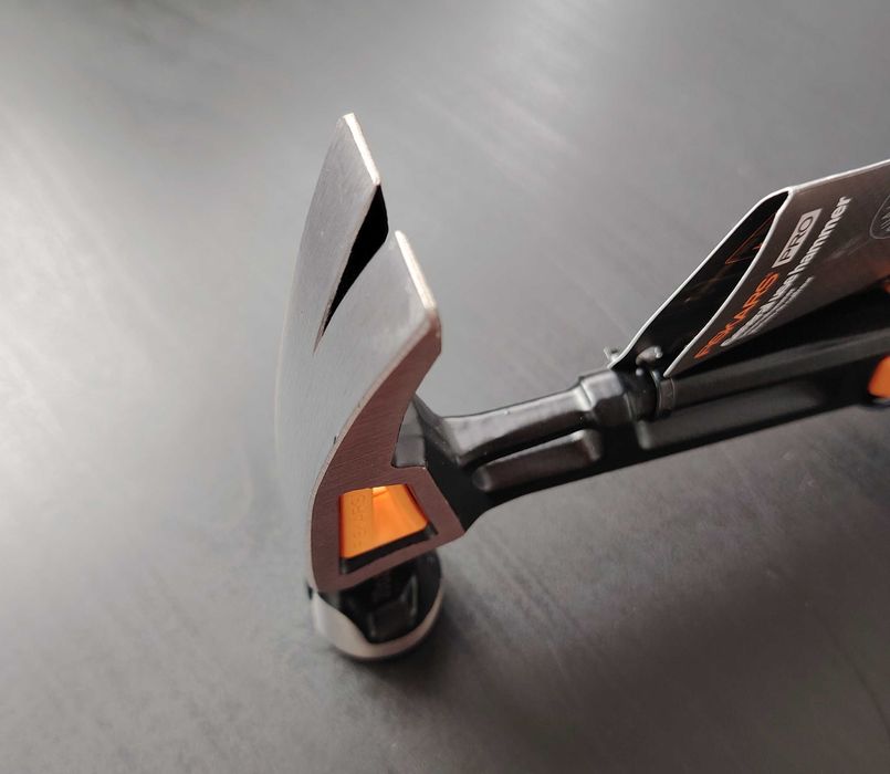 Ciocan Fiskars IsoCore L