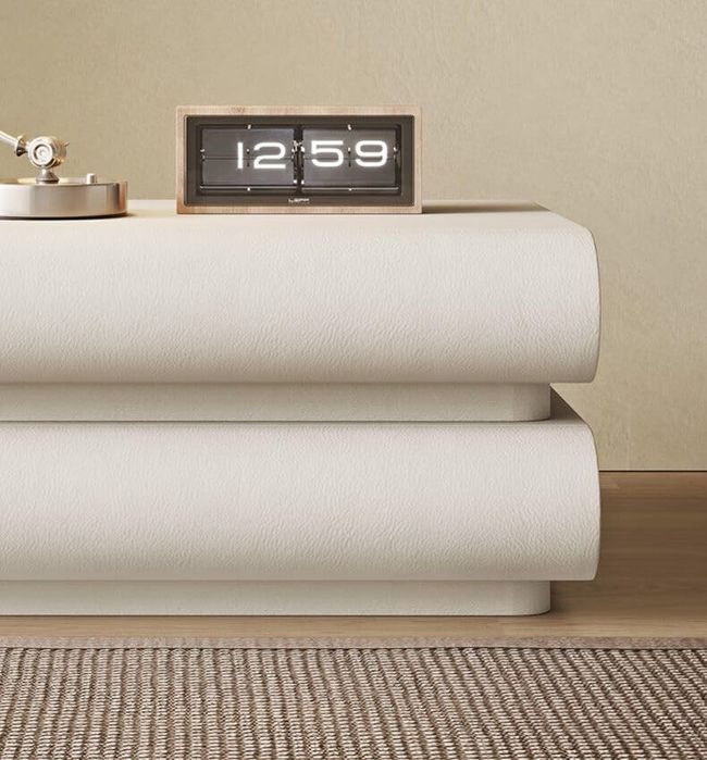 Set 2 noptiere cu 2 sertare din lemn masiv,piele ecologica,50x40x40cm