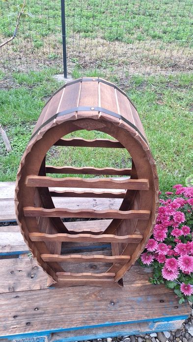 Suport din lemn pentru sticle de vin
