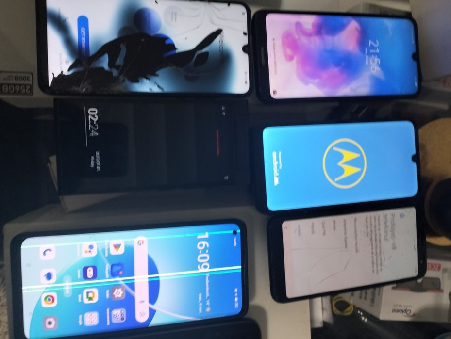Lot telefoane și tablete funcționala!